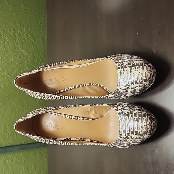 L.A.M.B. Shoes - L.A.M.B nib with dust bag